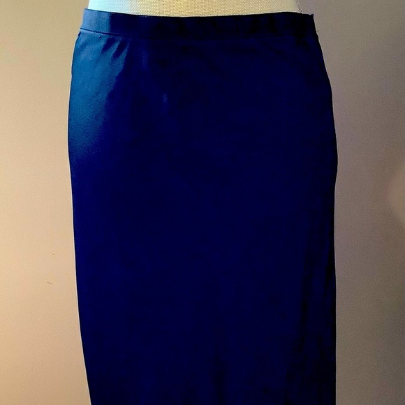 JoeFresh NWT Faux Silk Black Skirt - Picture 3 of 6